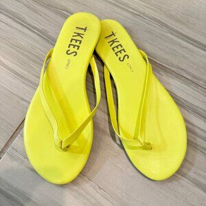 Tkees Leather Neon Yellow Thong Sandals Flip Flips Summer Flats Casual Size 6